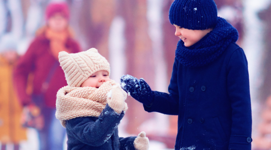 Protect Your Children’s Vision By Getting Them To Play Outside This Winter!